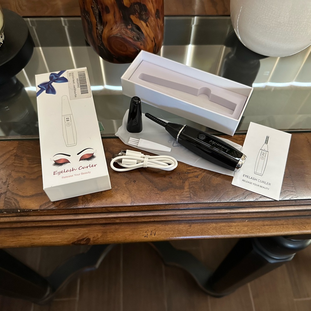 Eyelash electronic curler